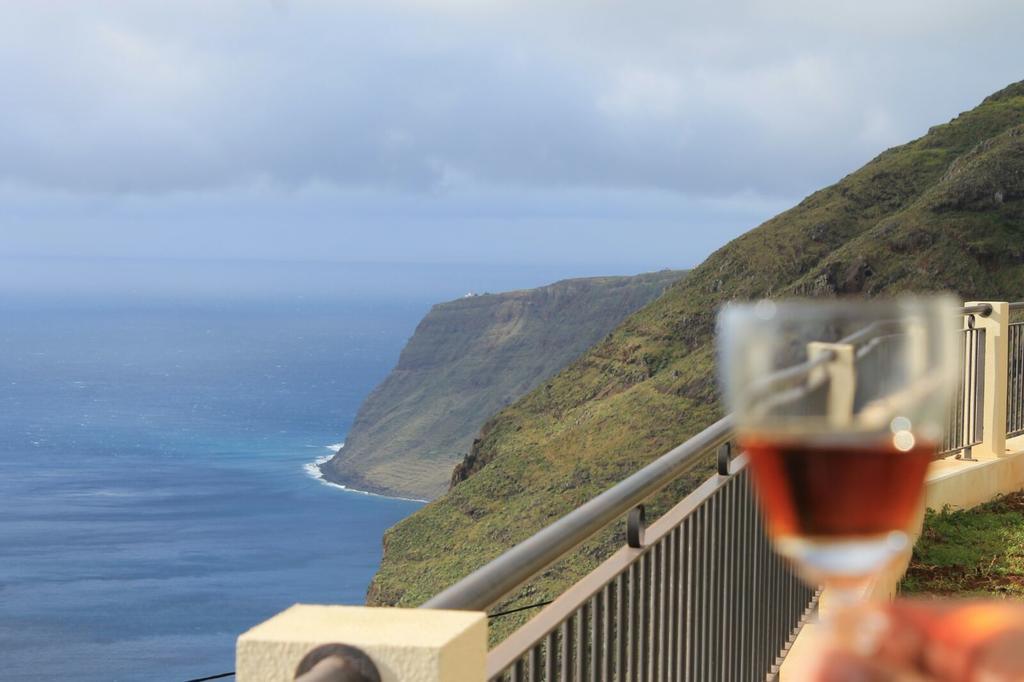 The Best Sea View In Madeira - Casa Farol Фажан-да-Овель Экстерьер фото